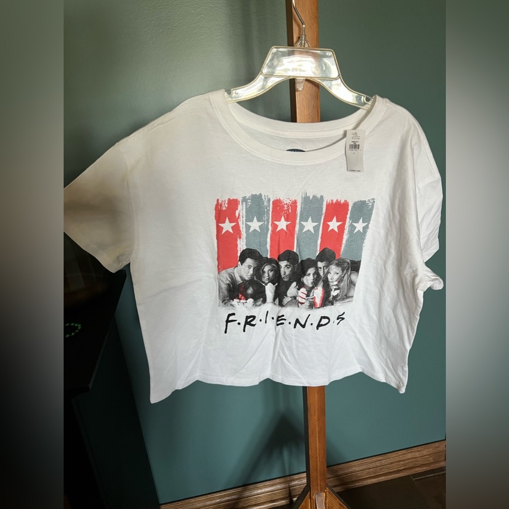 NEW Women’s Old Navy Friends Crop Top, L